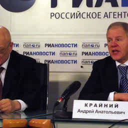 Руководитель Росрыболовства Андрей КРАЙНИЙ и руководитель центра общественных связей Росрыболовства Александр САВЕЛЬЕВ