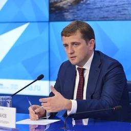 Заместитель министра сельского хозяйства - руководитель Росрыболовства Илья ШЕСТАКОВ на пресс-конференции. Фото пресс-службы федерального агентства