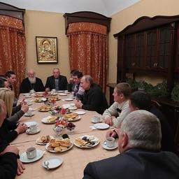В ходе рождественской поездки в Новгородскую область Владимир Путин встретился с рыбаками, ведущими промысел на озере Ильмень. Фото пресс-службы Кремля