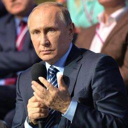 Президент Владимир ПУТИН на «Форуме действий» Общероссийского народного фронта. Фото пресс-службы Кремля